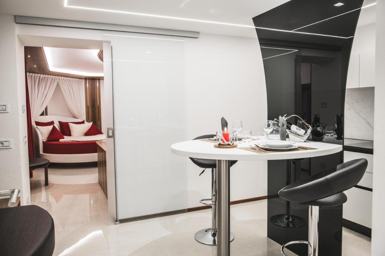 Apartments Villa Venezia Luxury أورتيسايْ المظهر الخارجي الصورة
