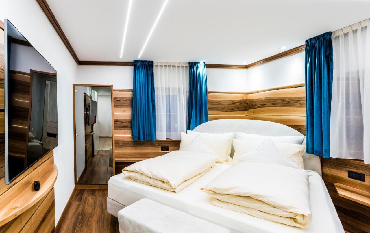 Apartments Villa Venezia Luxury أورتيسايْ المظهر الخارجي الصورة